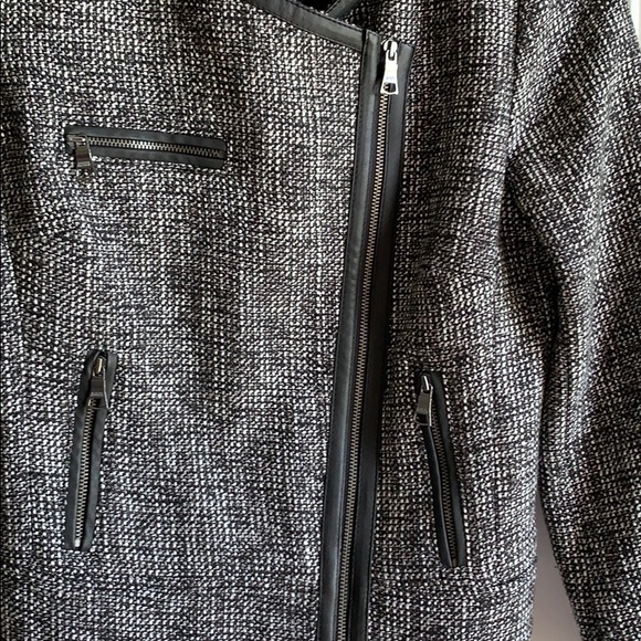 Asymmetrical zip jacket. - Picture 2 of 6
